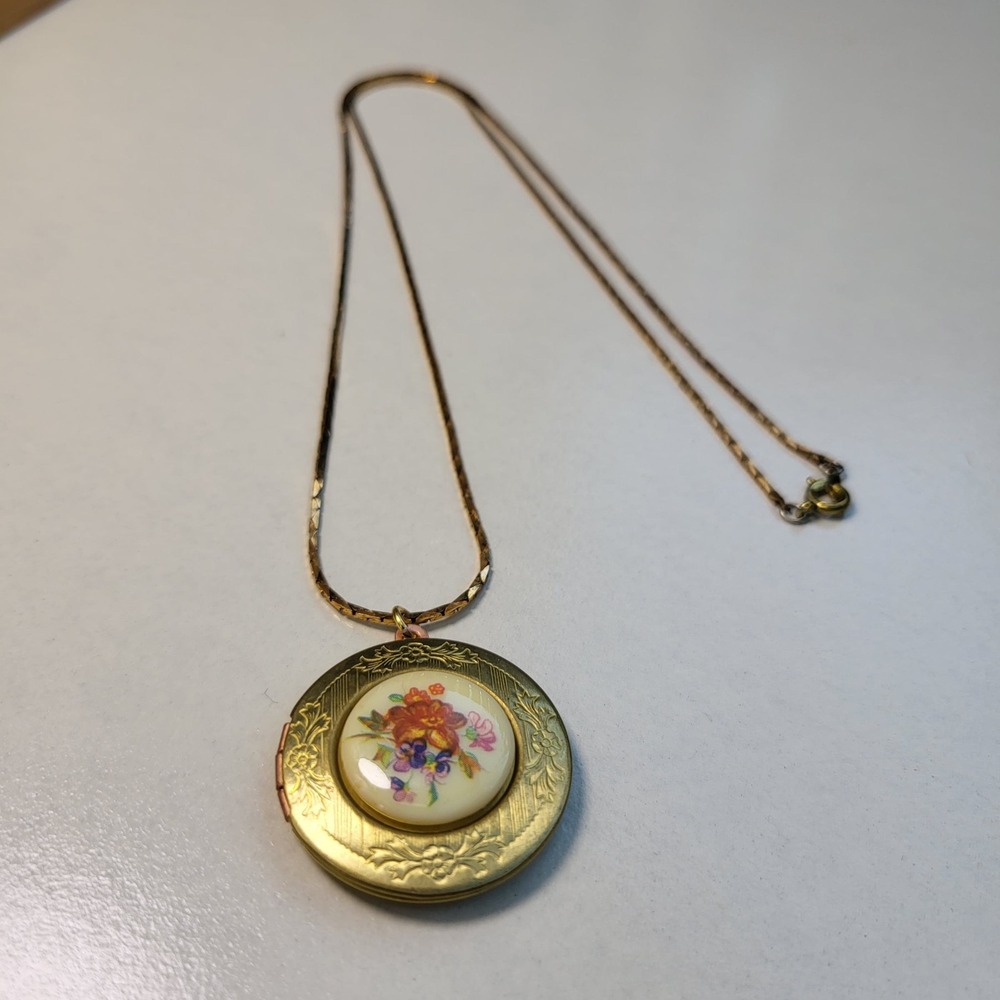 Vintage Glass Floral Locket Necklace Gold Tone Brass Round Etched Romantic